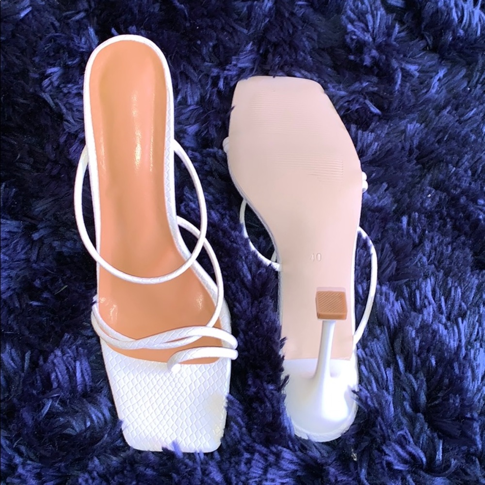 Women white heels fits a US9